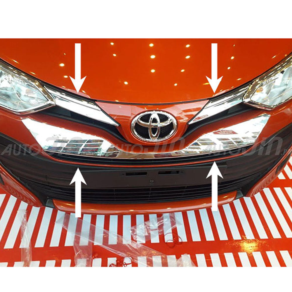 Toyota Yaris Front Grille 3 pcs Chrome 2020